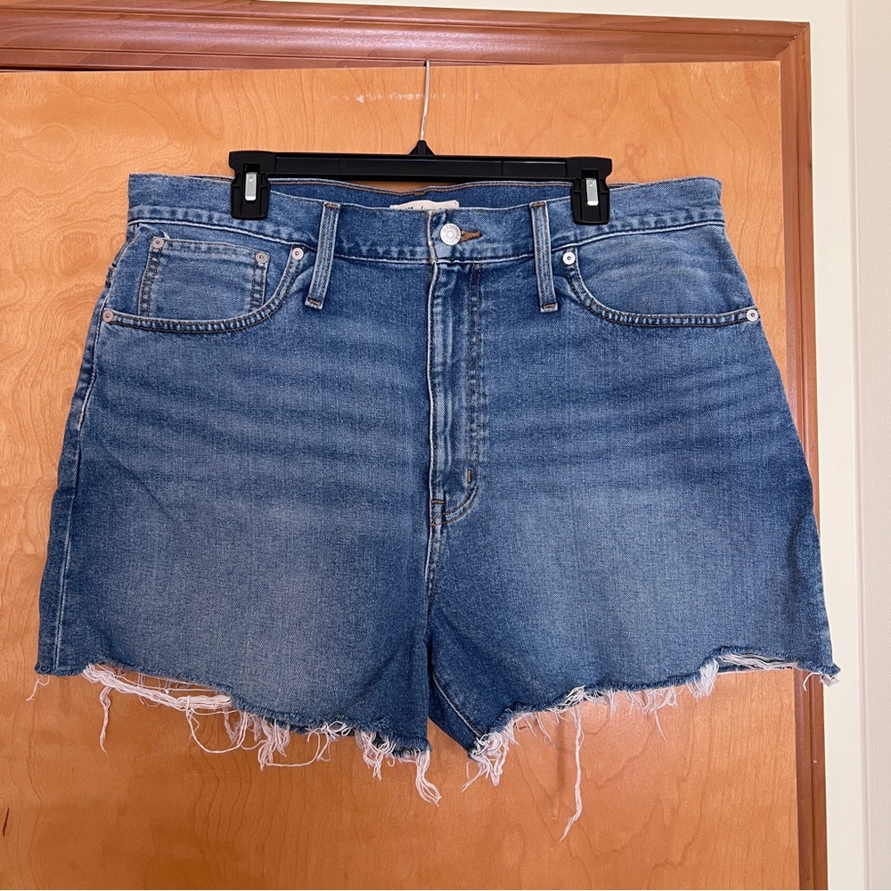 Madewell The Mom Jean Short - Denim Blue Women's Shorts - Size 33
